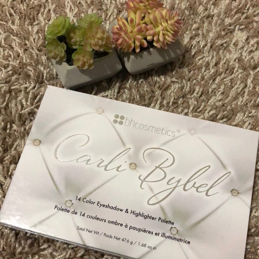 bhcosmetics Carli Bybel Palette.🌸